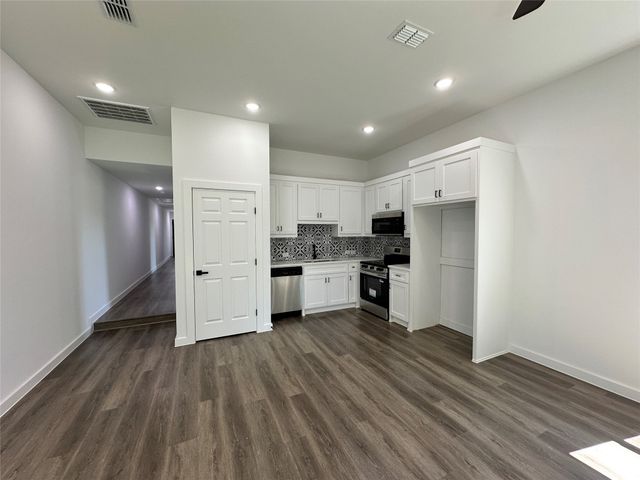 1311 Oneal Street A, Commerce, TX 75428