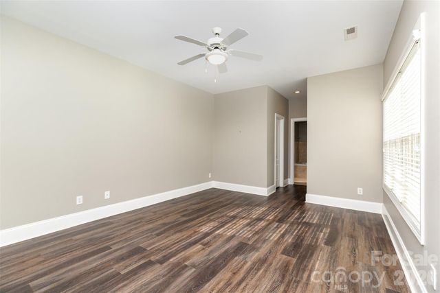 239 N Faulkner Way, Davidson, NC 28036