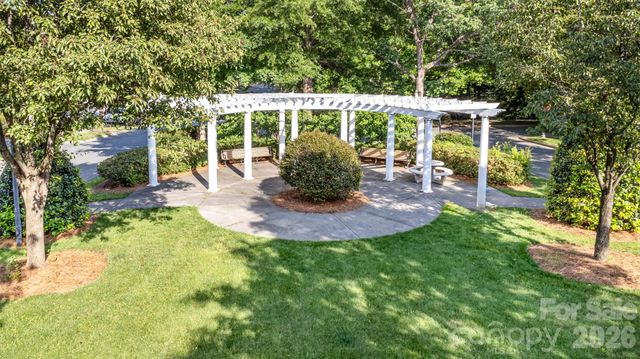 239 N Faulkner Way, Davidson, NC 28036