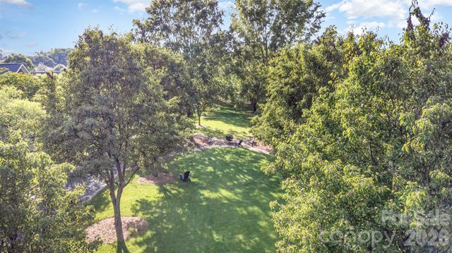 239 N Faulkner Way, Davidson, NC 28036