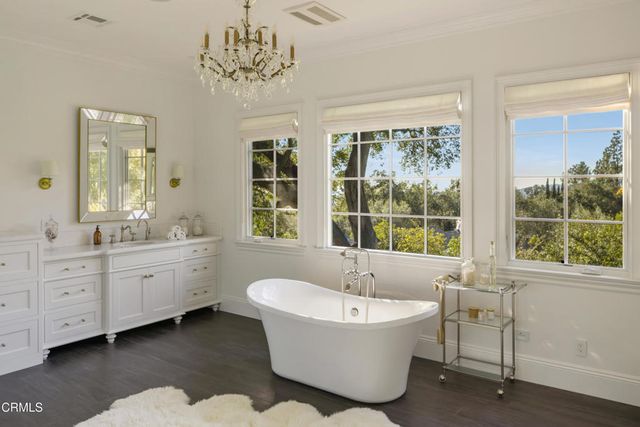 2060 Windover Road, Pasadena, CA 91107