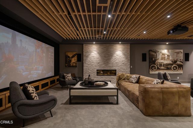 2060 Windover Road, Pasadena, CA 91107