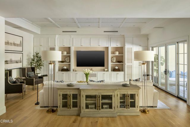 2060 Windover Road, Pasadena, CA 91107