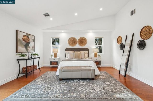 1651 1651 Green Valley Rd., Danville, CA 94526