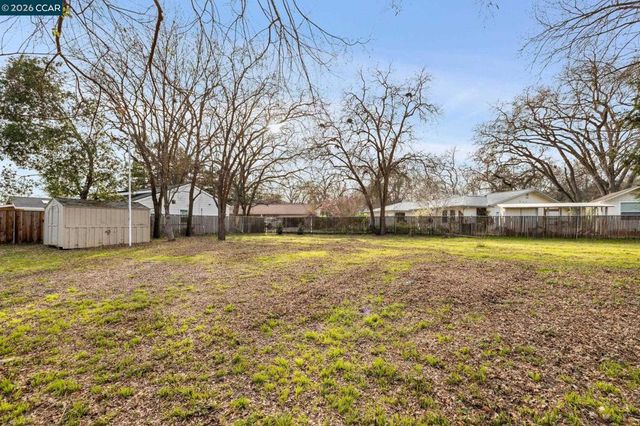 1651 1651 Green Valley Rd., Danville, CA 94526