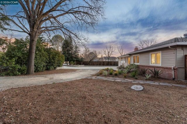 1651 1651 Green Valley Rd., Danville, CA 94526