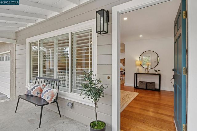 1651 1651 Green Valley Rd., Danville, CA 94526