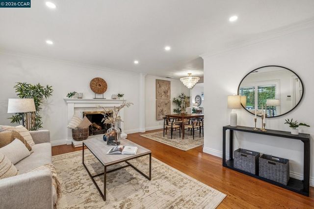 1651 1651 Green Valley Rd., Danville, CA 94526