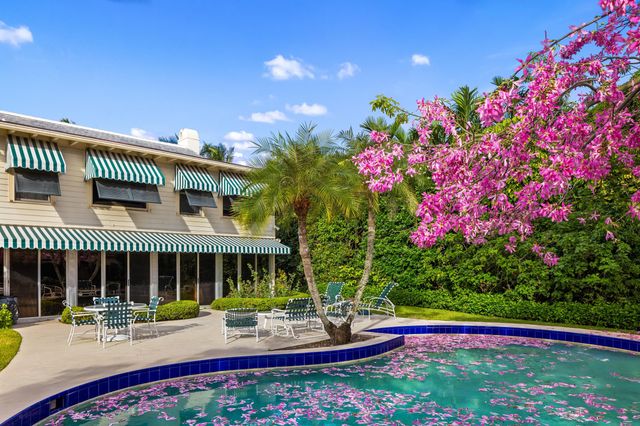 334 Barton Avenue, Palm Beach, FL 33480