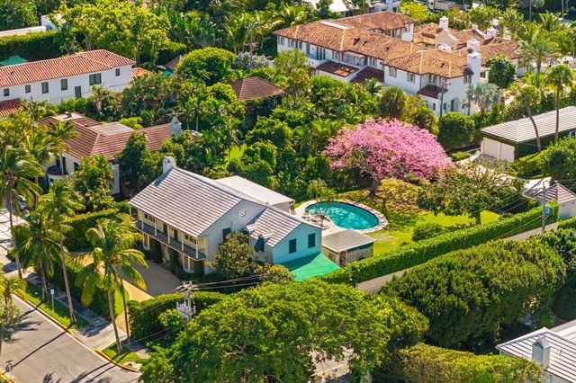 334 Barton Avenue, Palm Beach, FL 33480