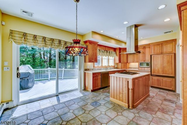 76 Old York Rd, East Amwell Twp., NJ 08551