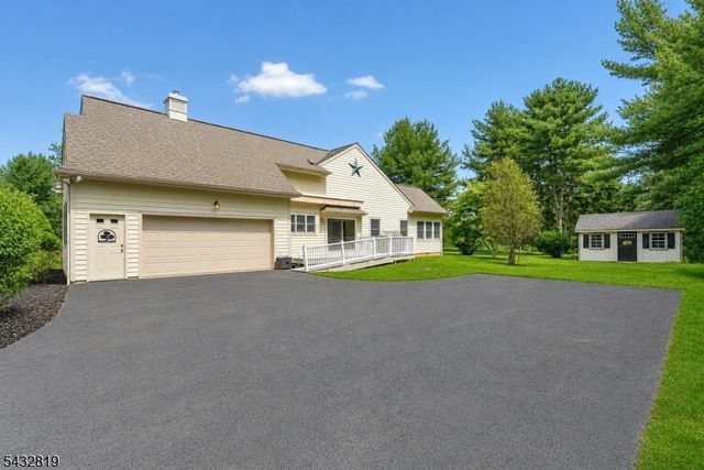 76 Old York Rd, East Amwell Twp., NJ 08551