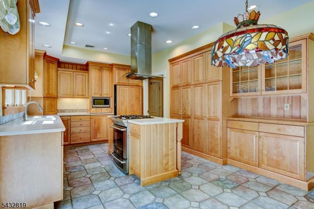76 Old York Rd, East Amwell Twp., NJ 08551