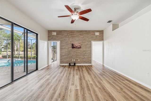 14308 WILLOW RUN, Dade City, FL 33523