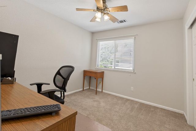 1064 Caragh St, Roseville, CA 95747