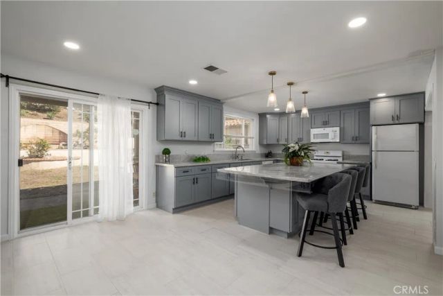 10954 Cool Lake, San Diego, CA 92128