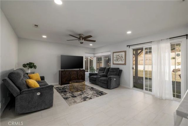 10954 Cool Lake, San Diego, CA 92128