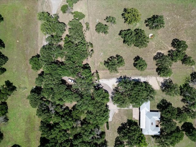 606 Grindstone Road, Brock, TX 76087
