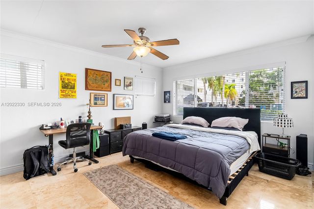 2881 NE 32nd St 111, Fort Lauderdale, FL 33306