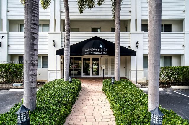 2881 NE 32nd St 111, Fort Lauderdale, FL 33306