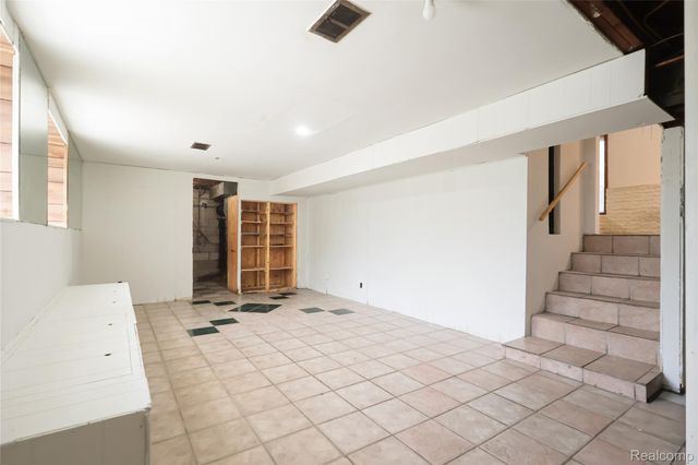 3988 Dill Drive, Waterford Charter Township, MI 48329