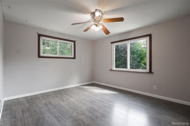 3988 Dill Drive, Waterford Charter Township, MI 48329