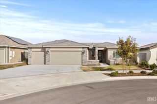 12522 Madelyn Drive, Bakersfield, CA 93311