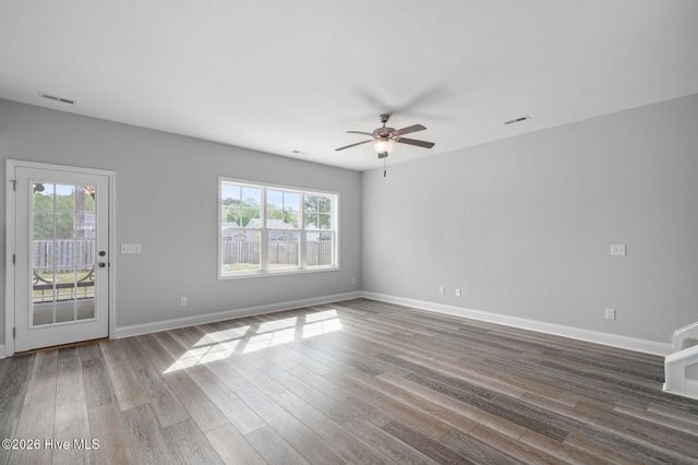 455 Jasmine Way, Burgaw, NC 28425