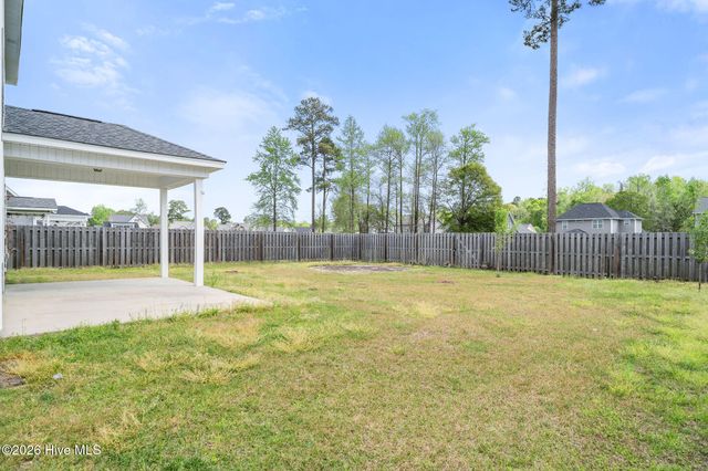 455 Jasmine Way, Burgaw, NC 28425
