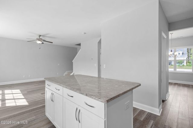 455 Jasmine Way, Burgaw, NC 28425