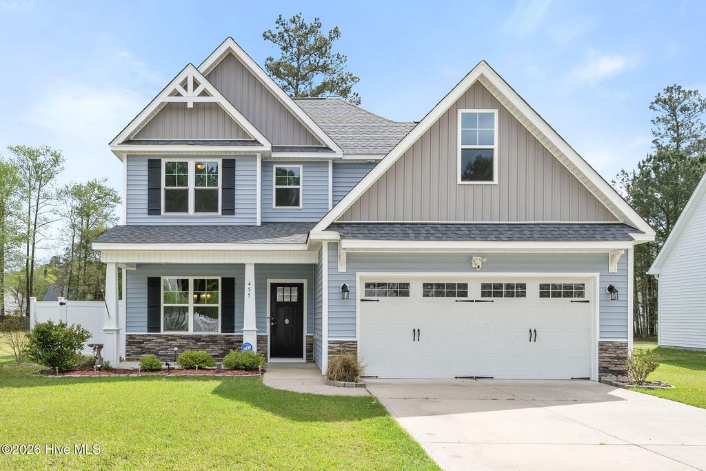 455 Jasmine Way, Burgaw, NC 28425