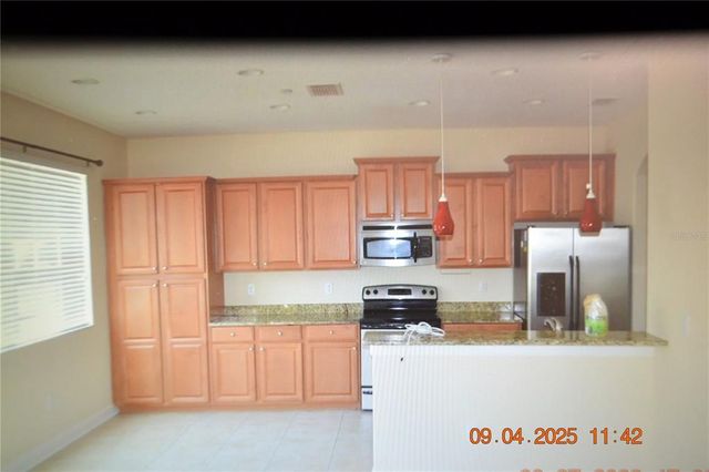 10144 ARBOR RUN DRIVE 122, Tampa, FL 33647