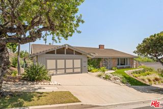 2160 Winona Boulevard, Los Angeles, CA 90027