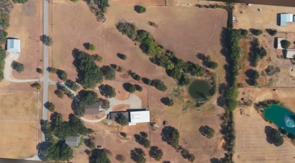 621 Robin Lane, Argyle, TX 76226 — photo 4