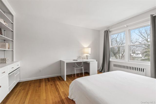 17 Leatherstocking Lane, Mamaroneck, NY 10543