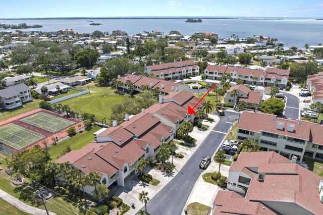 621 DUCHESS BOULEVARD, Dunedin, FL 34698