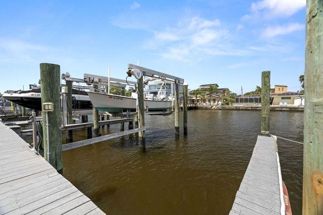 621 DUCHESS BOULEVARD, Dunedin, FL 34698