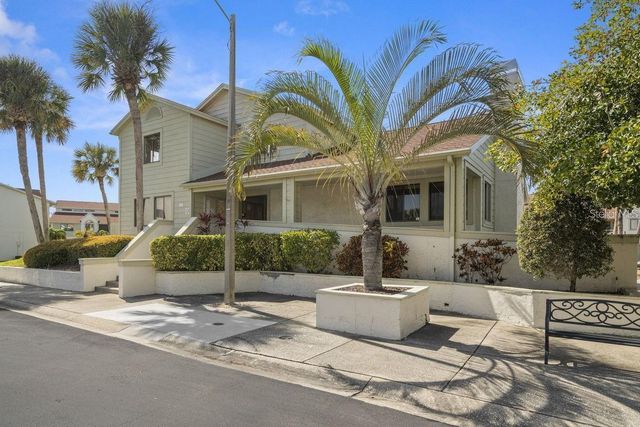 621 DUCHESS BOULEVARD, Dunedin, FL 34698