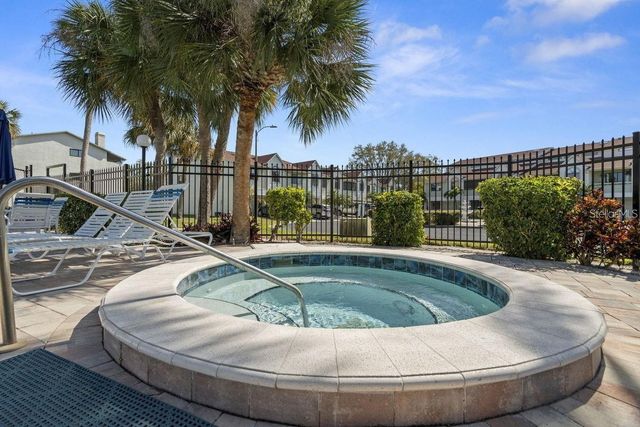 621 DUCHESS BOULEVARD, Dunedin, FL 34698