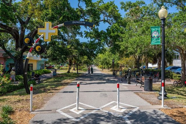 621 DUCHESS BOULEVARD, Dunedin, FL 34698