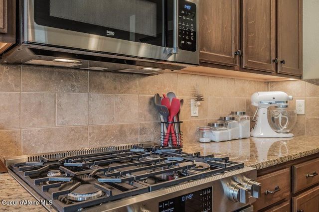 2551 W Renoir Dr, Coeur D'alene, ID 83815