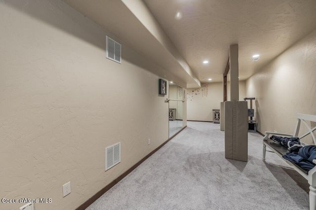 2551 W Renoir Dr, Coeur D'alene, ID 83815