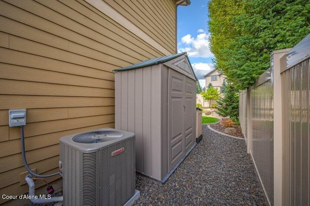 2551 W Renoir Dr, Coeur D'alene, ID 83815