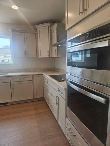 9626 Valley View Court, York Twp, MI 48176