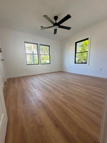 1028 Sealy Street, Galveston, TX 77550