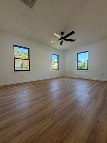 1028 Sealy Street, Galveston, TX 77550