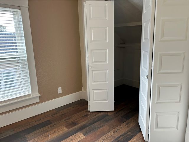 903 S ERIE Avenue, Russellville, AR 72801