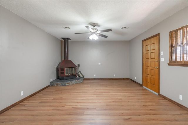 5701 NW 58th Street, Warr Acres, OK 73122