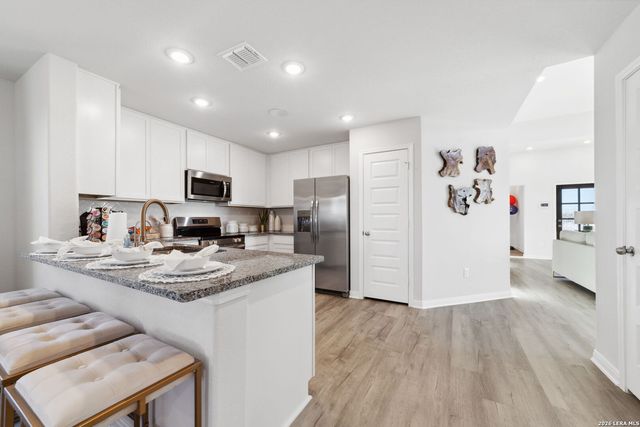 8636 Merlin Cove, San Antonio, TX 78222