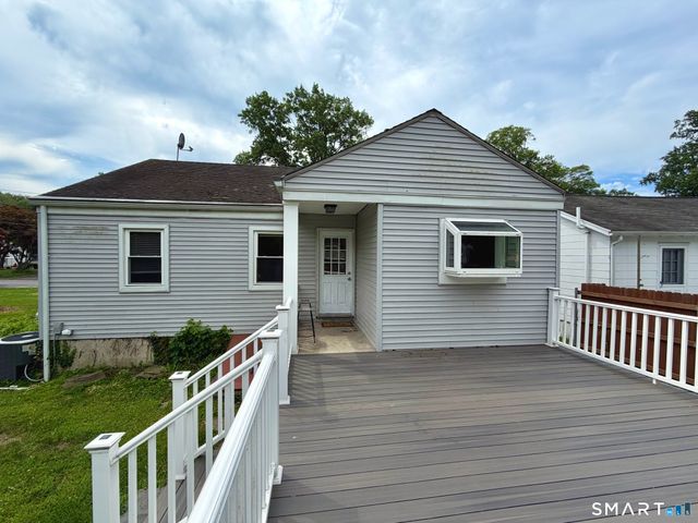153 Oaklawn Avenue, Stamford, CT 06905